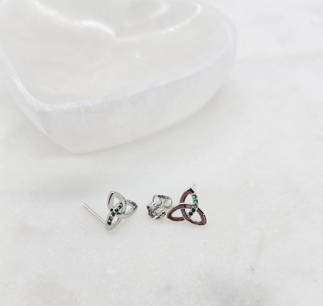 Emerald Embed Trinity Knot Stud Earrings
