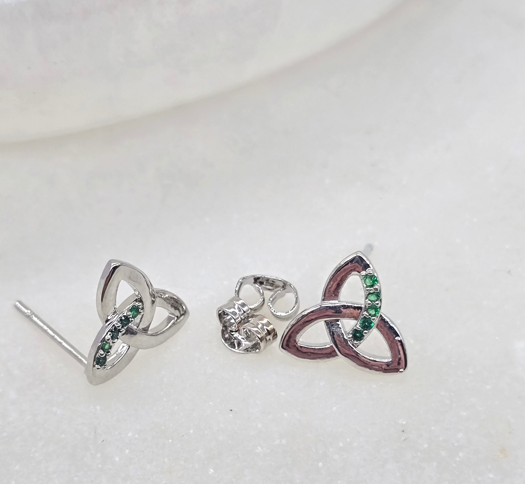 Emerald Embed Trinity Knot Stud Earrings